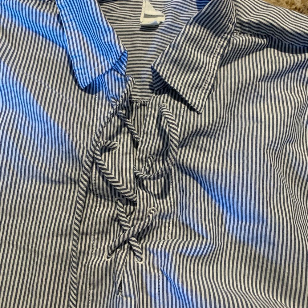gap blouse medium - Picture 2 of 3